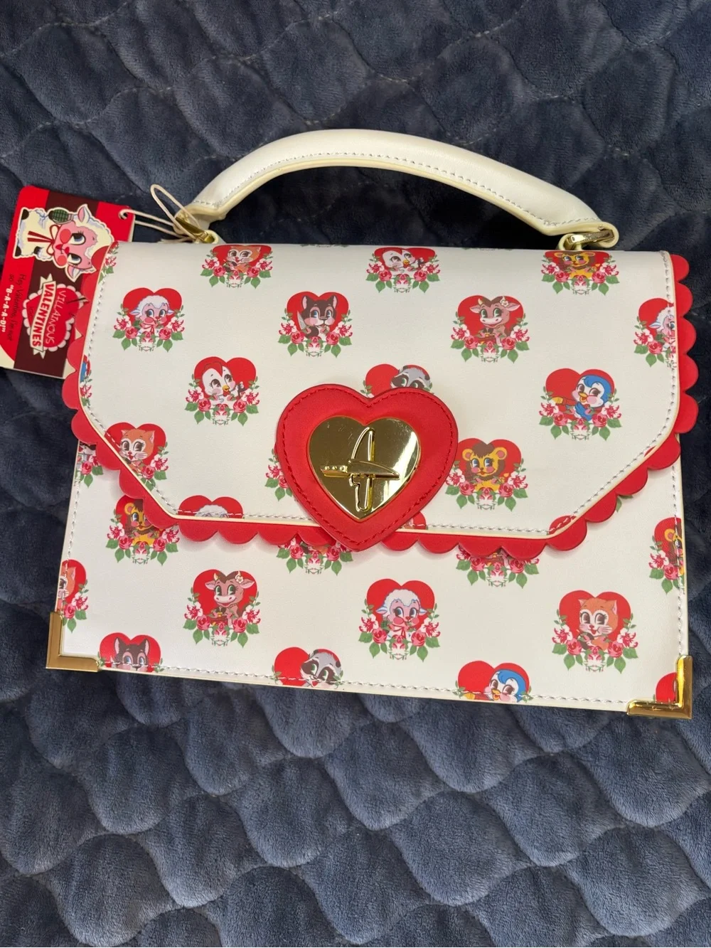 Loungefly Funko White Satchel with Red Heart Turn-Lock NWT